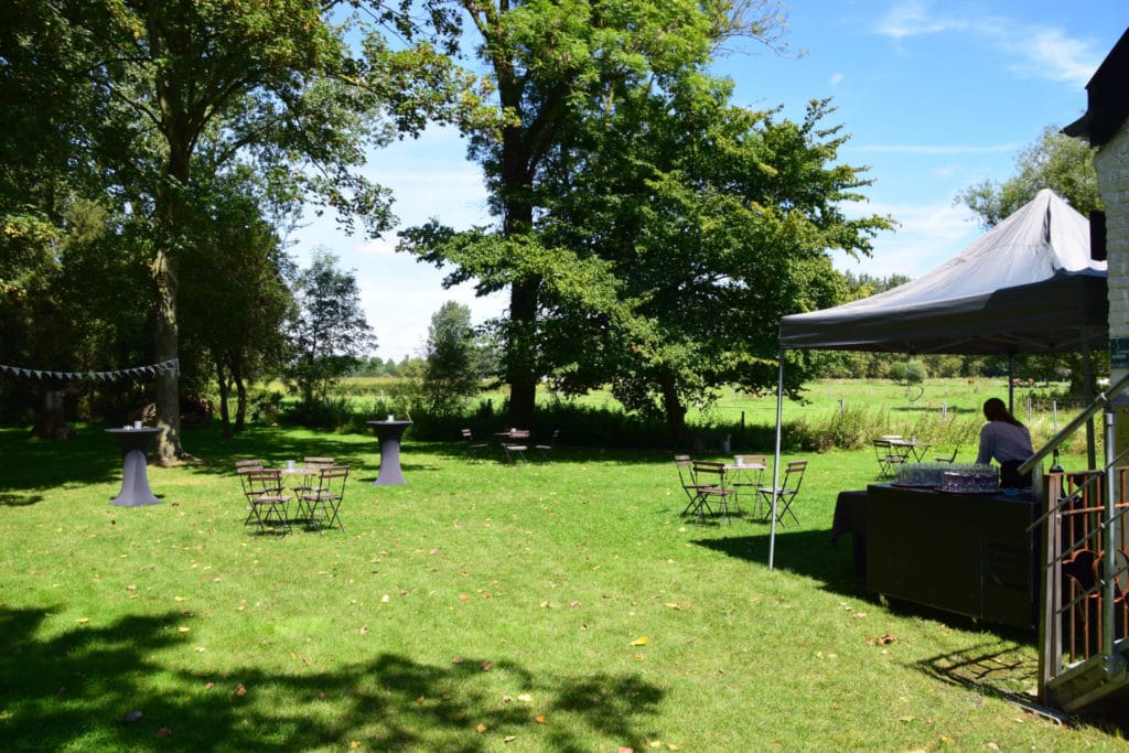 Bar au jardin