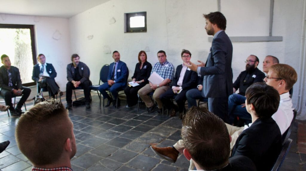 Salle de sous-groupe